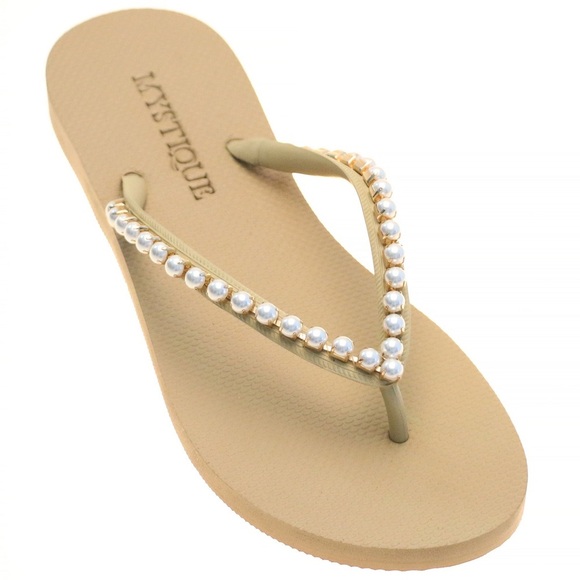 Mystique Classy Pearl Flip Flops! - Picture 2 of 7